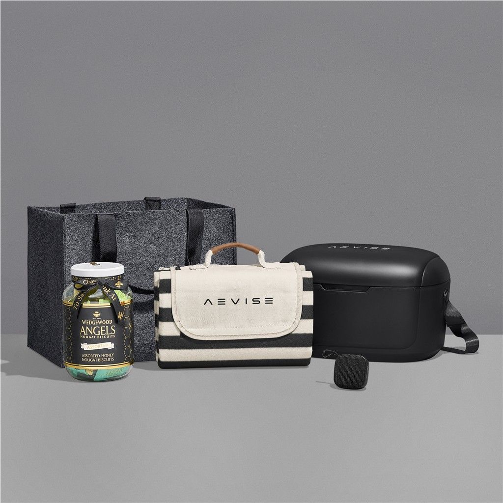 Yatta Crafted Classics Hamper