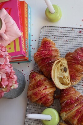Croissant de mazapán de pistache