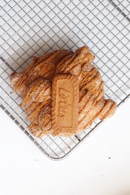 Pan de muerto lotus
