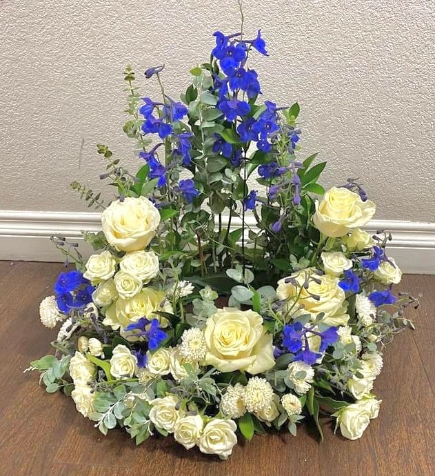 Blues Tranquility Urn Piece