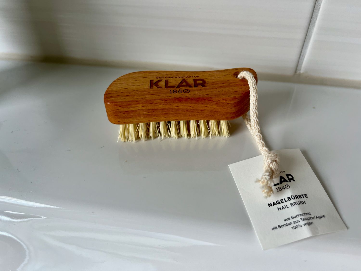 Klar&#39;s Hand- und Nagelbürste
