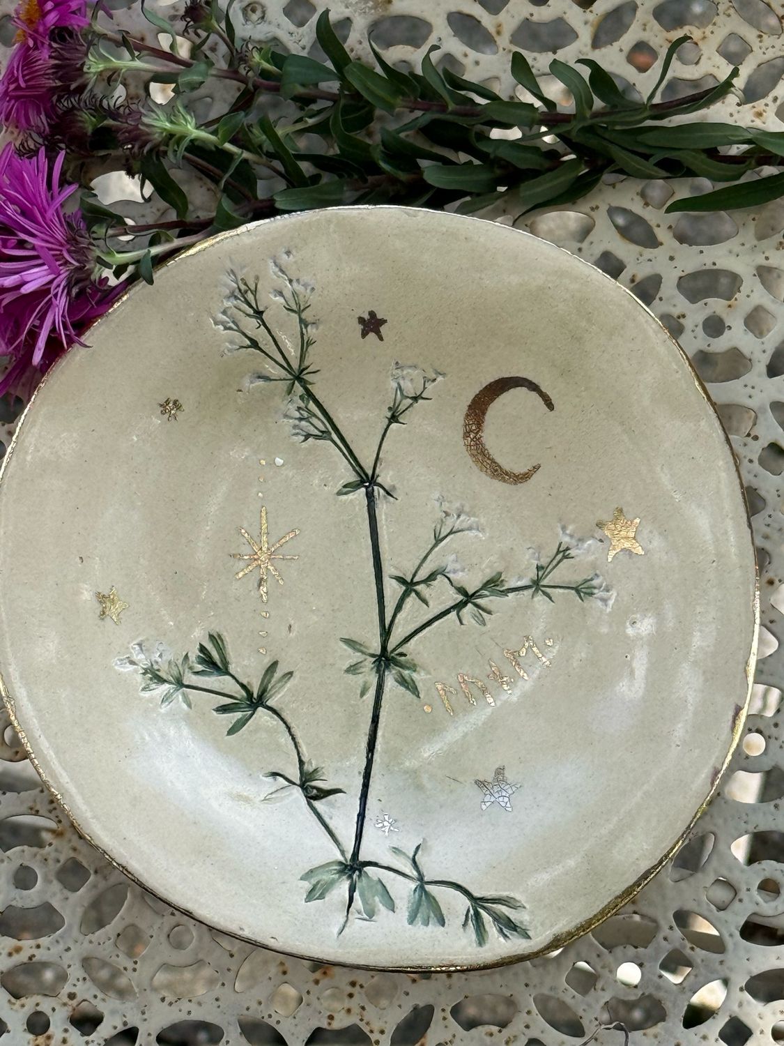 Bol à abondance gaillet fin lune en runes