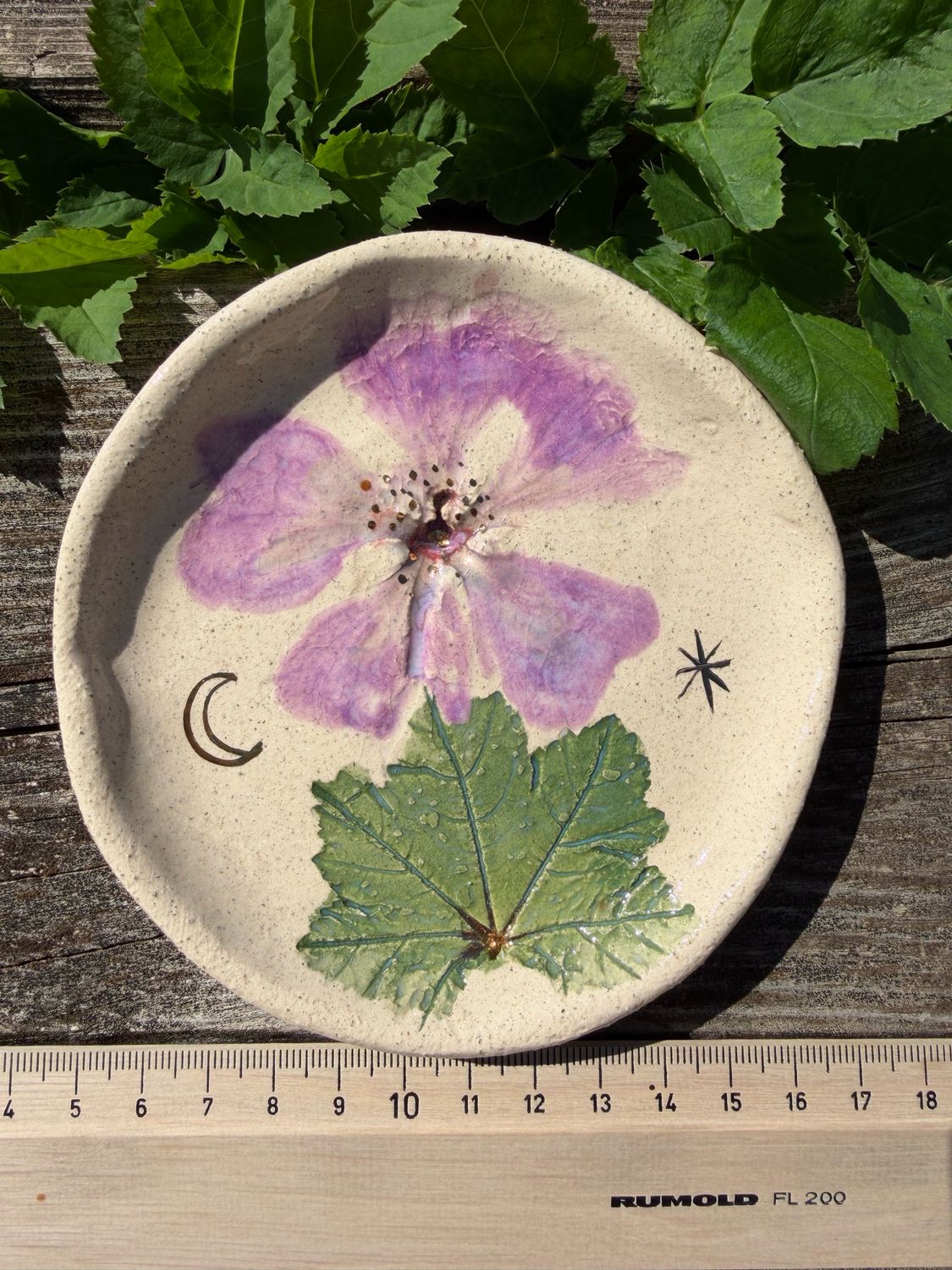 Bol d’offrande herboristerie réalisé à Alban Hefin 2026 mauve no15 avec or pur lune et polaris