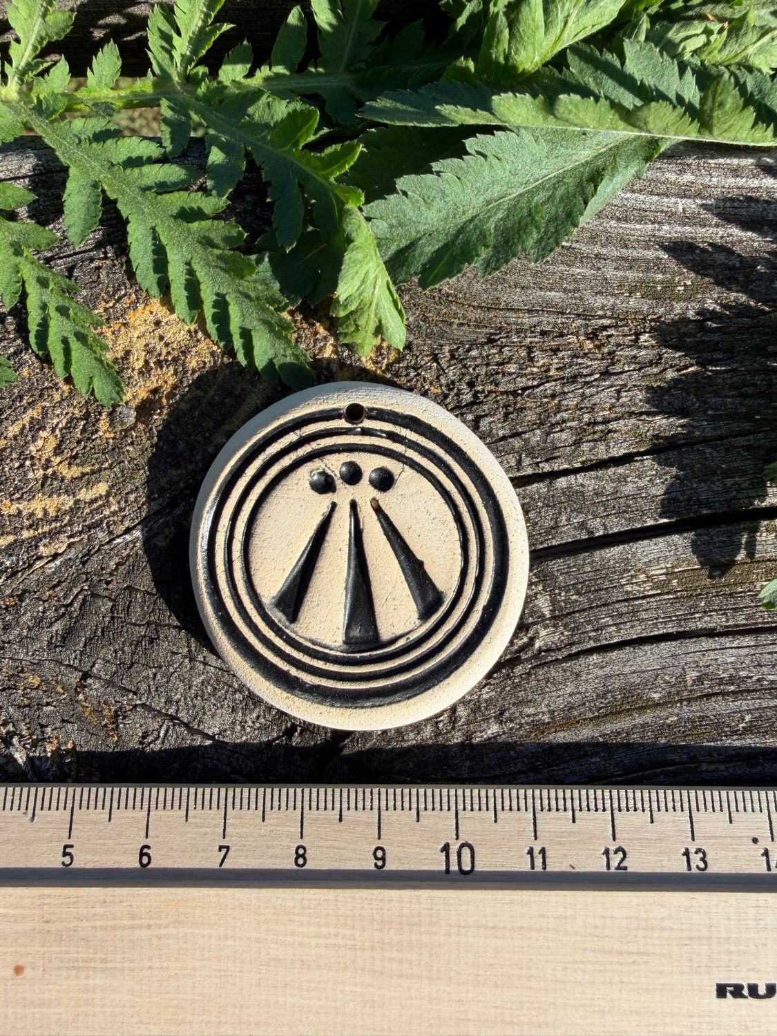 Talisman pendentif Awen réalisé à Alban hefin no58