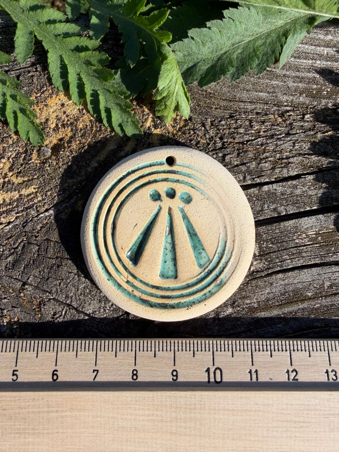 Talisman pendentif Awen réalisé à Alban hefin no64