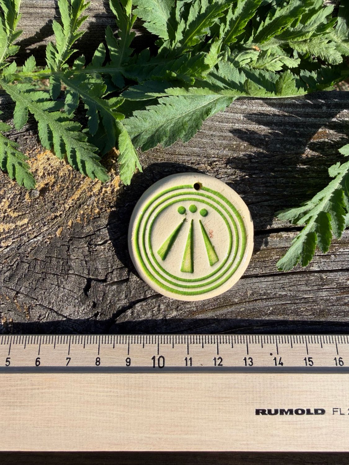 Talisman pendentif Awen réalisé à Alban hefin no51