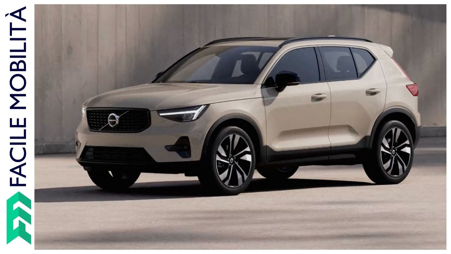 VOLVO XC40  B3 automatico Essential N1