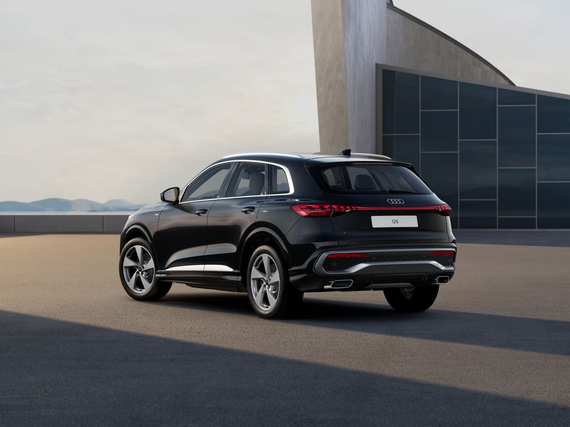 AUDI Q5 TFSI 150kW S tronic S Line Edition