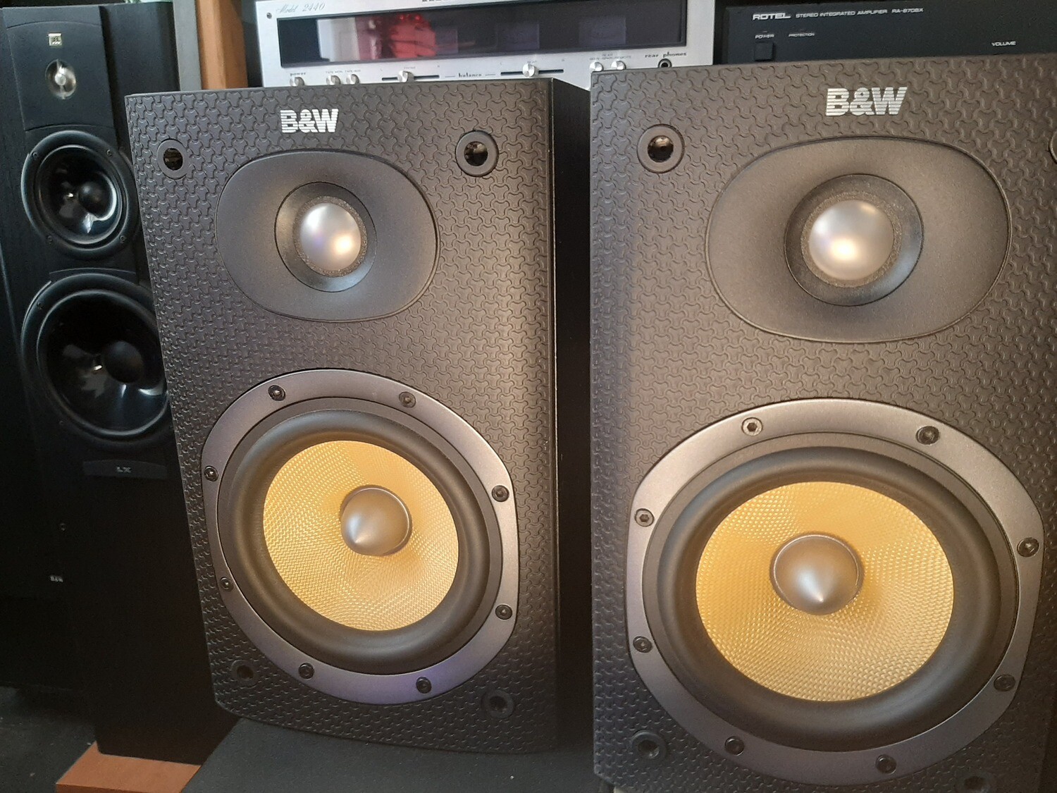 Altavoces B&amp;W DM600 S3