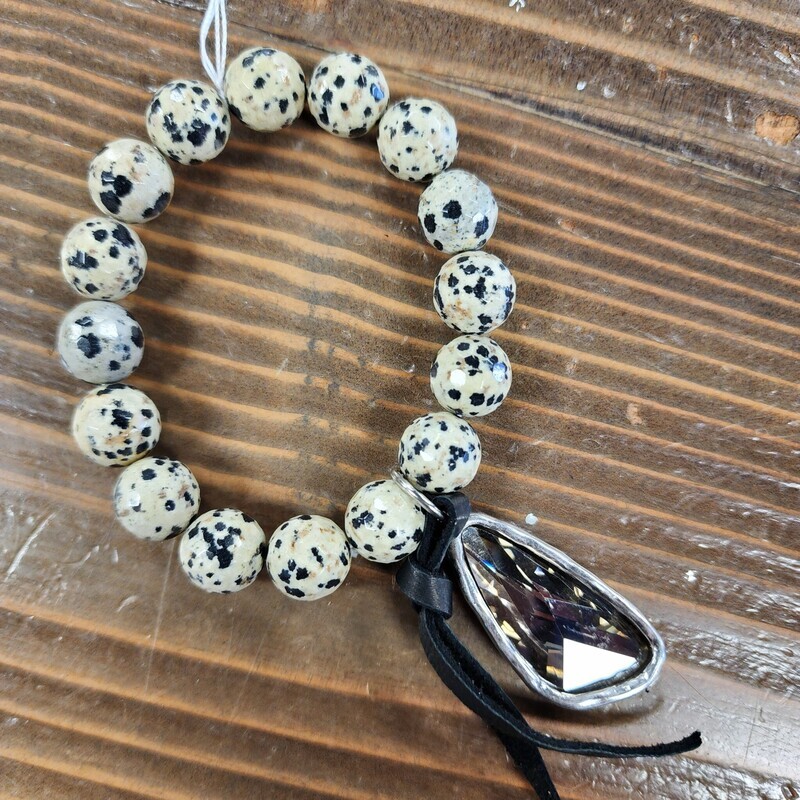 CRYSTAL PENDANT STONE BRACELET
