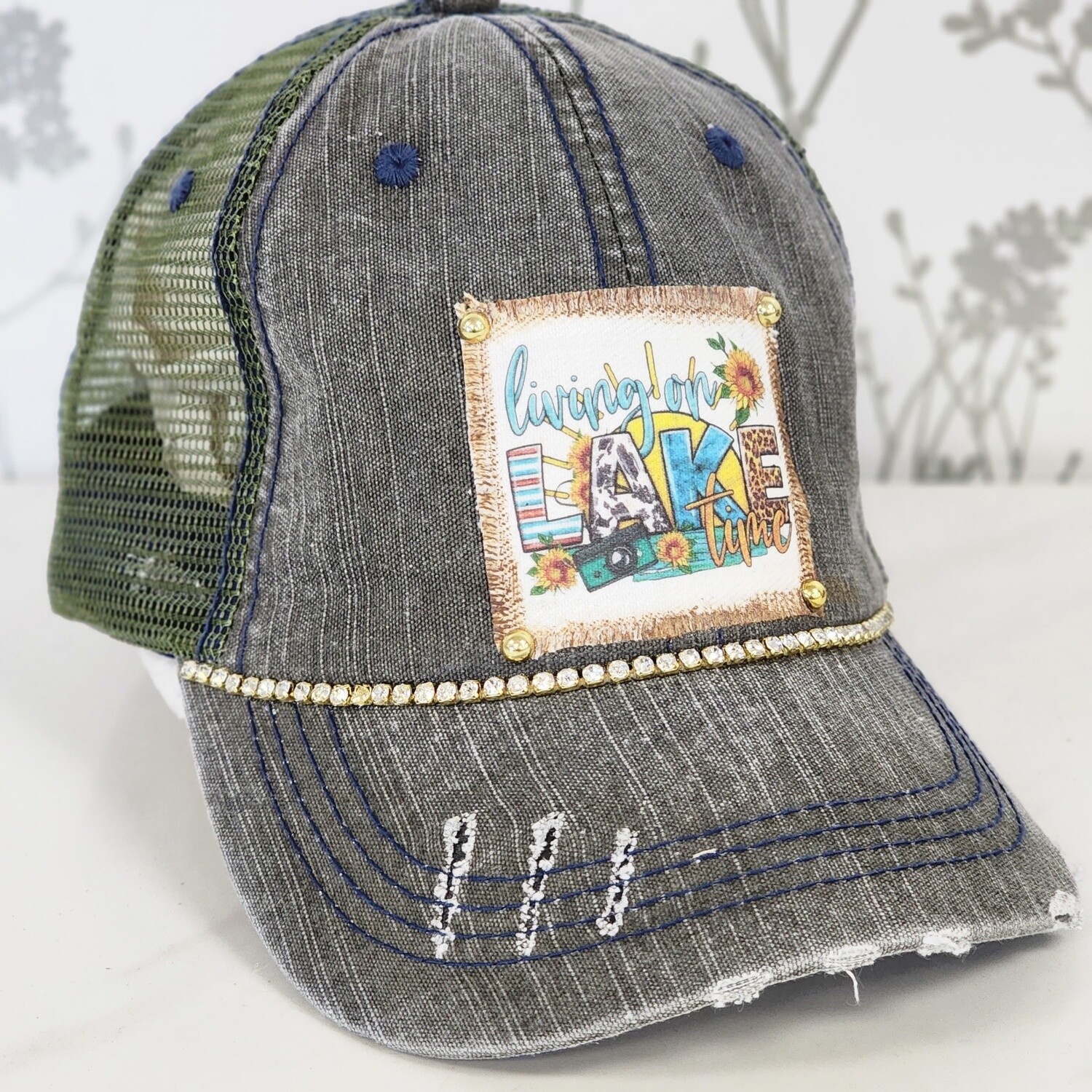 LAKE TIME BLING DISTRESSED BALL CAP, Color: BLACK/GREEN