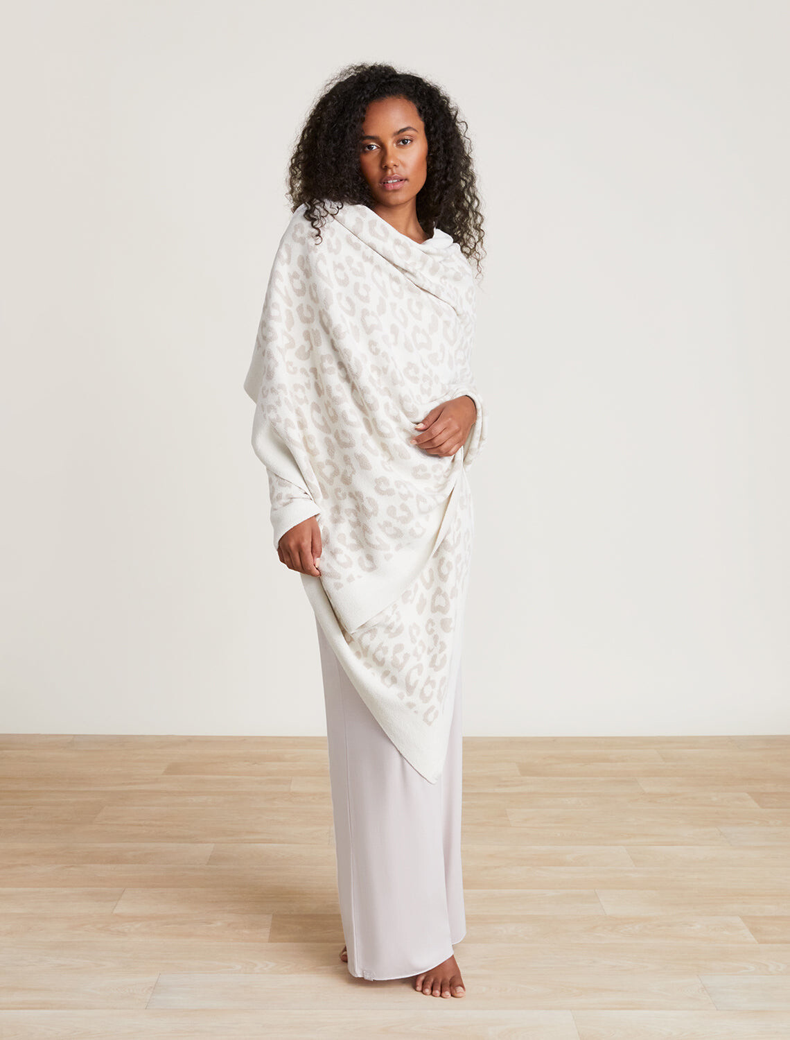 BAREFOOT IN THE WILD PASHMINA CREAM