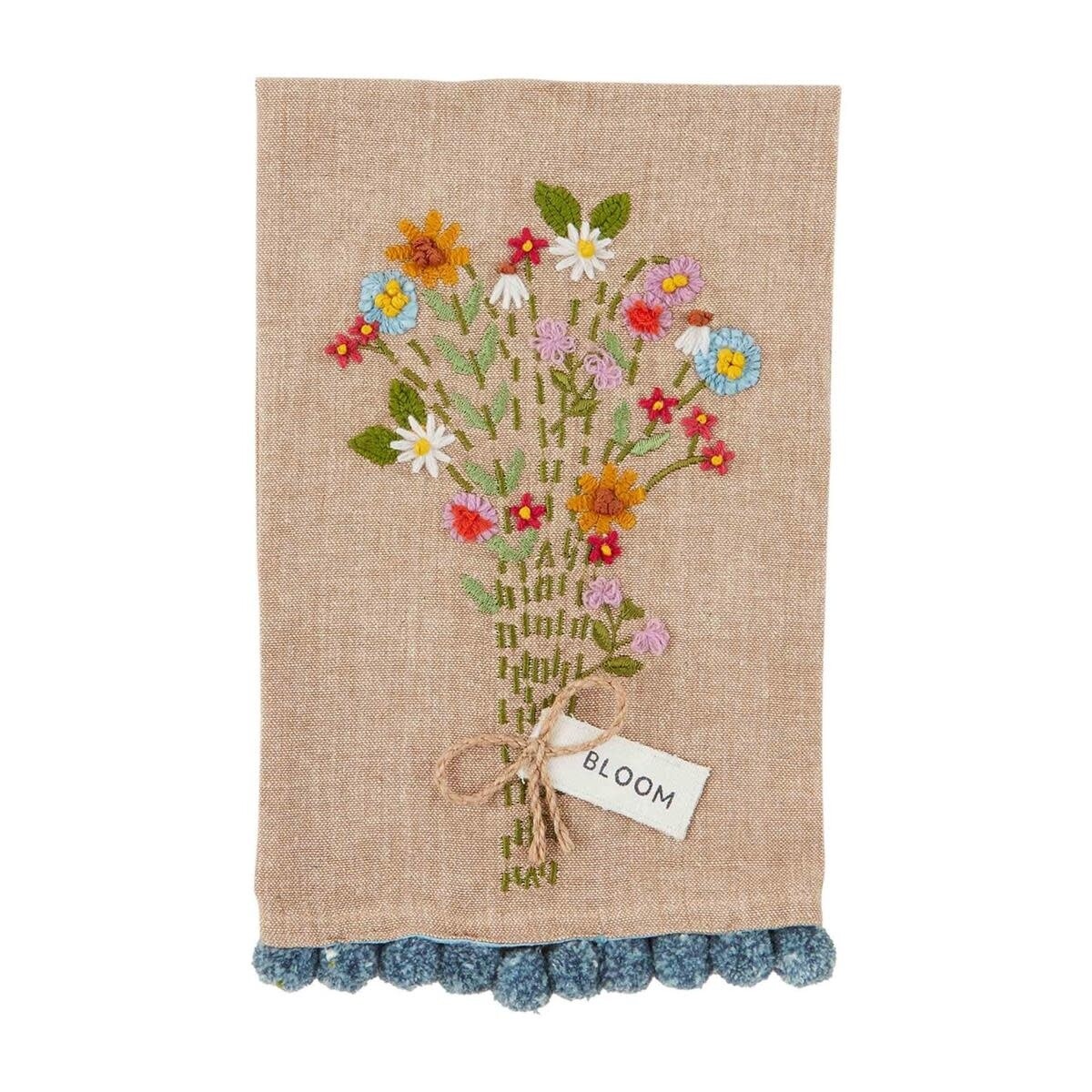 BLOOM EMBROIDERED FLORAL TOWEL