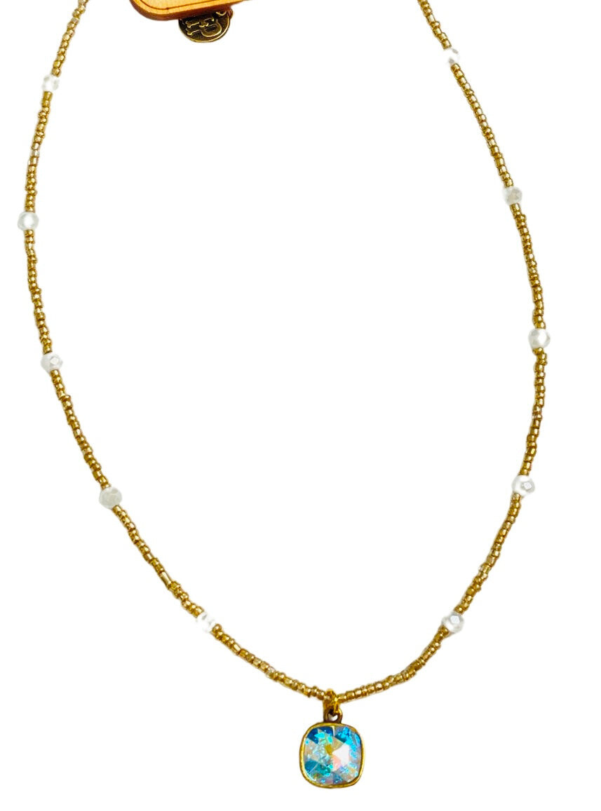 GOLD BEAD CRYSTAL NECKLACE