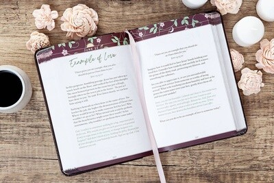 Amazing Grace (Morning &amp; Evening Devotional)