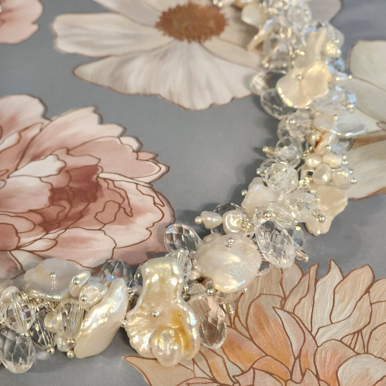 WHITE PEARL AND CRYSTAL CLUSTER NECKLACE