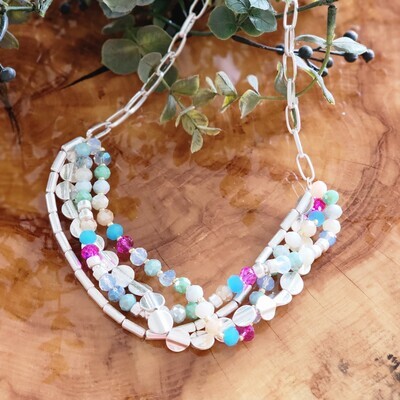 MULTI LAYERED NECKLACE