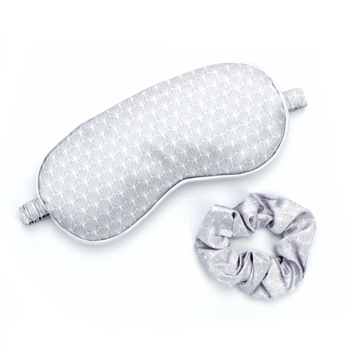 LOFTED EYEMASK &amp; SCRUNCHIE SET