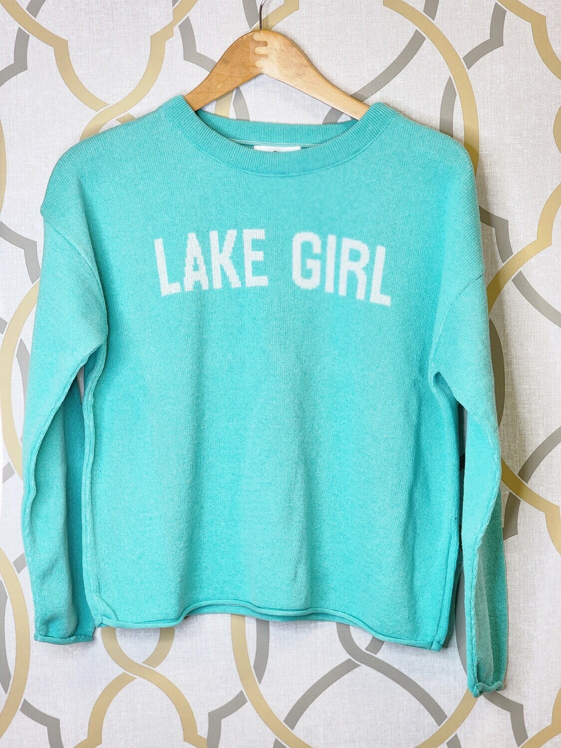LAKE GIRL SWEATER