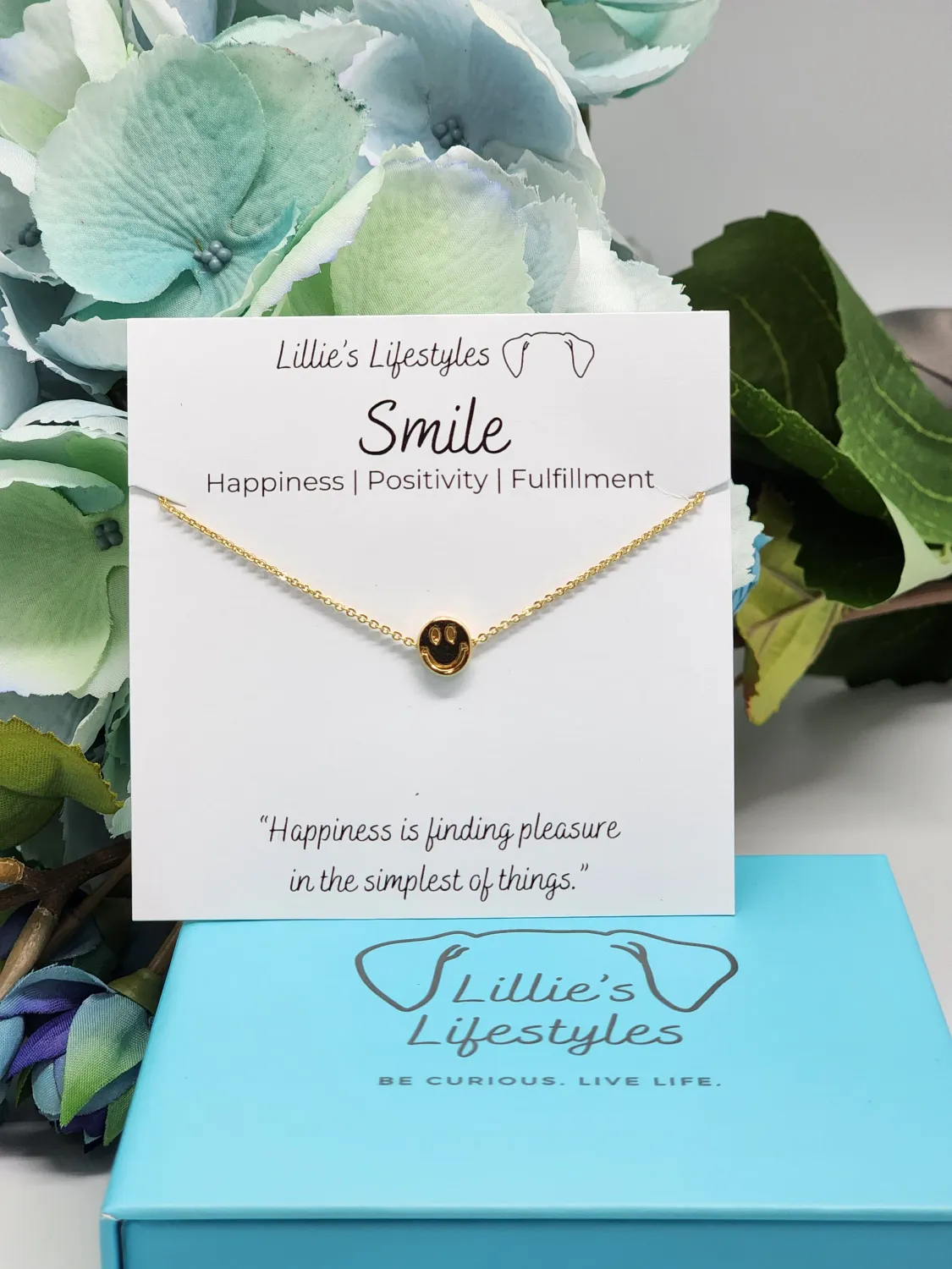 Smile, Color: Gold