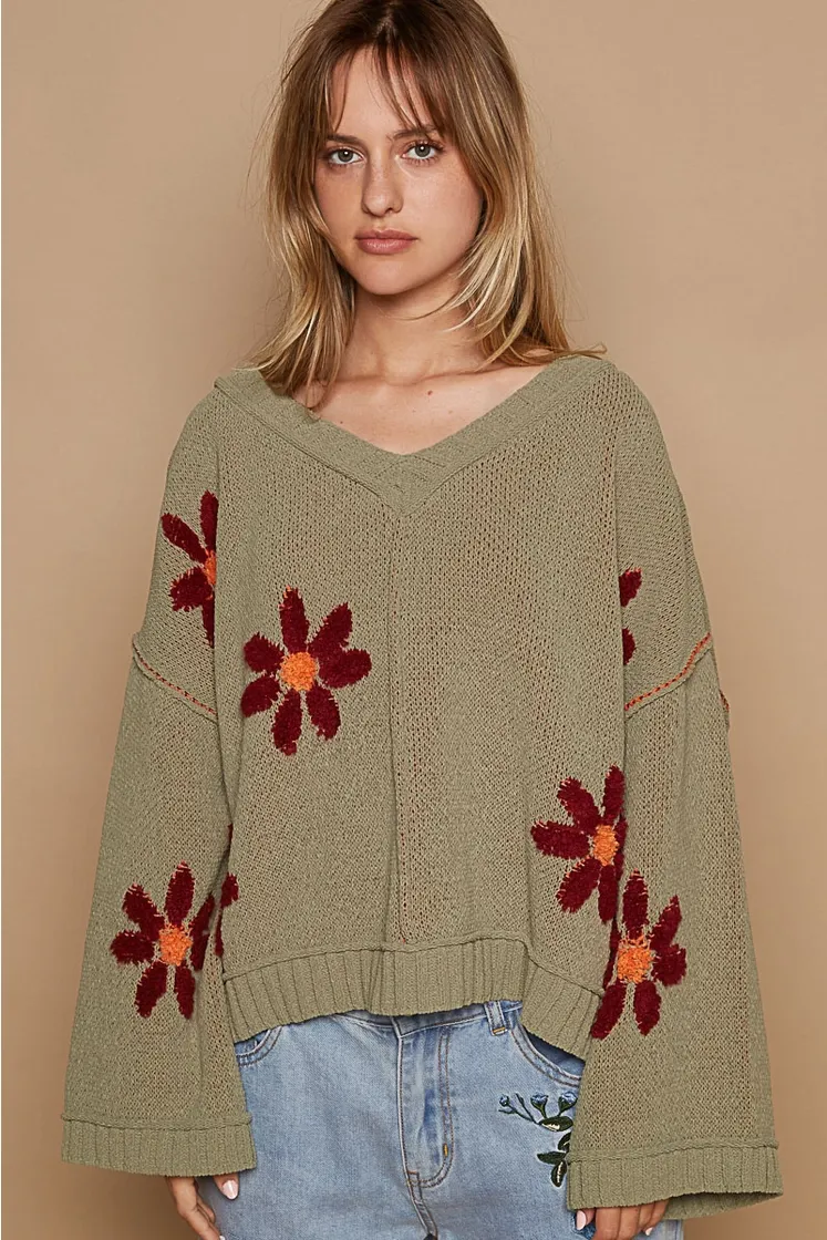 V-NECK FLOWER SWEATER