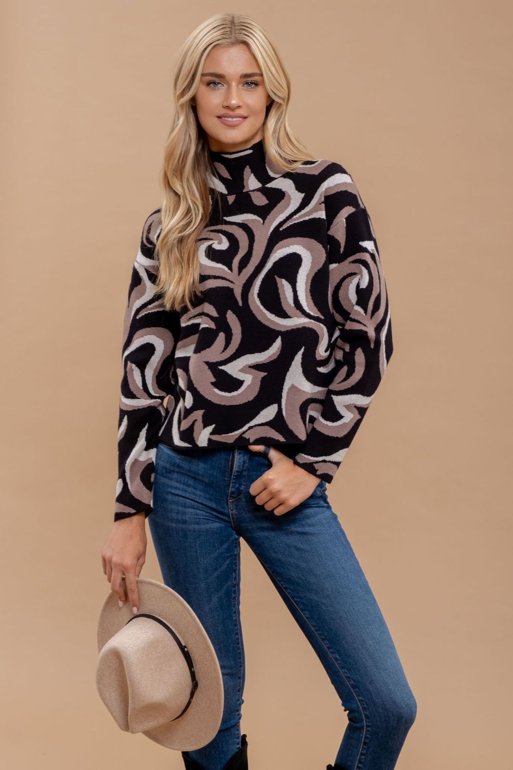 TURTLENECK SWEATER