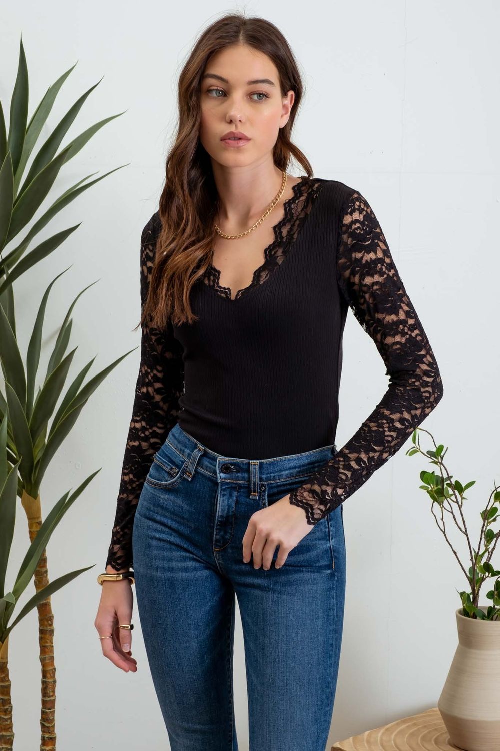LACE TRIM V-NECK