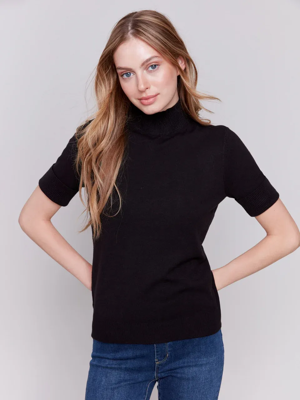 Short-Sleeve Light Sweater