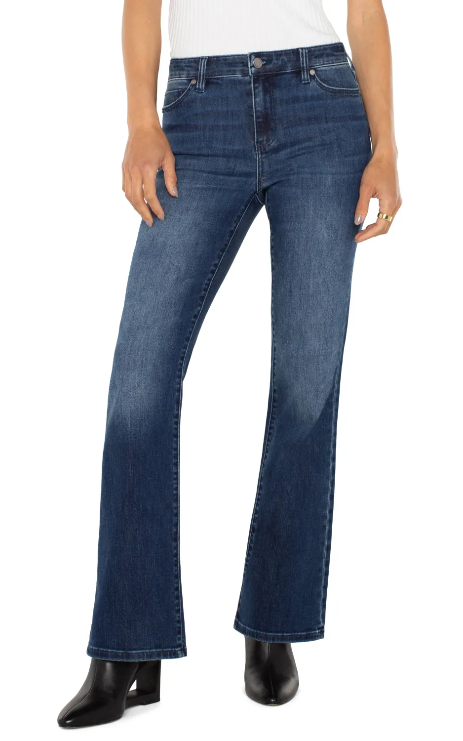 Lucy Bootcut 32in ins