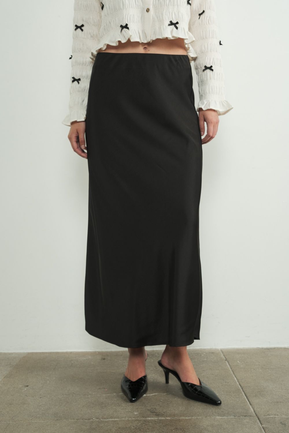 SATIN MIDI SKIRT