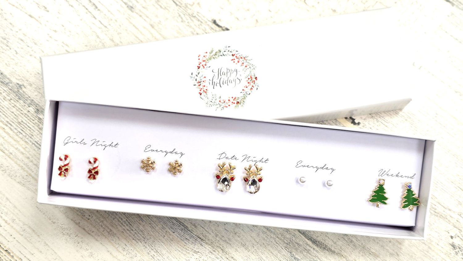 CHRISTMAS EARRING BOXED SET