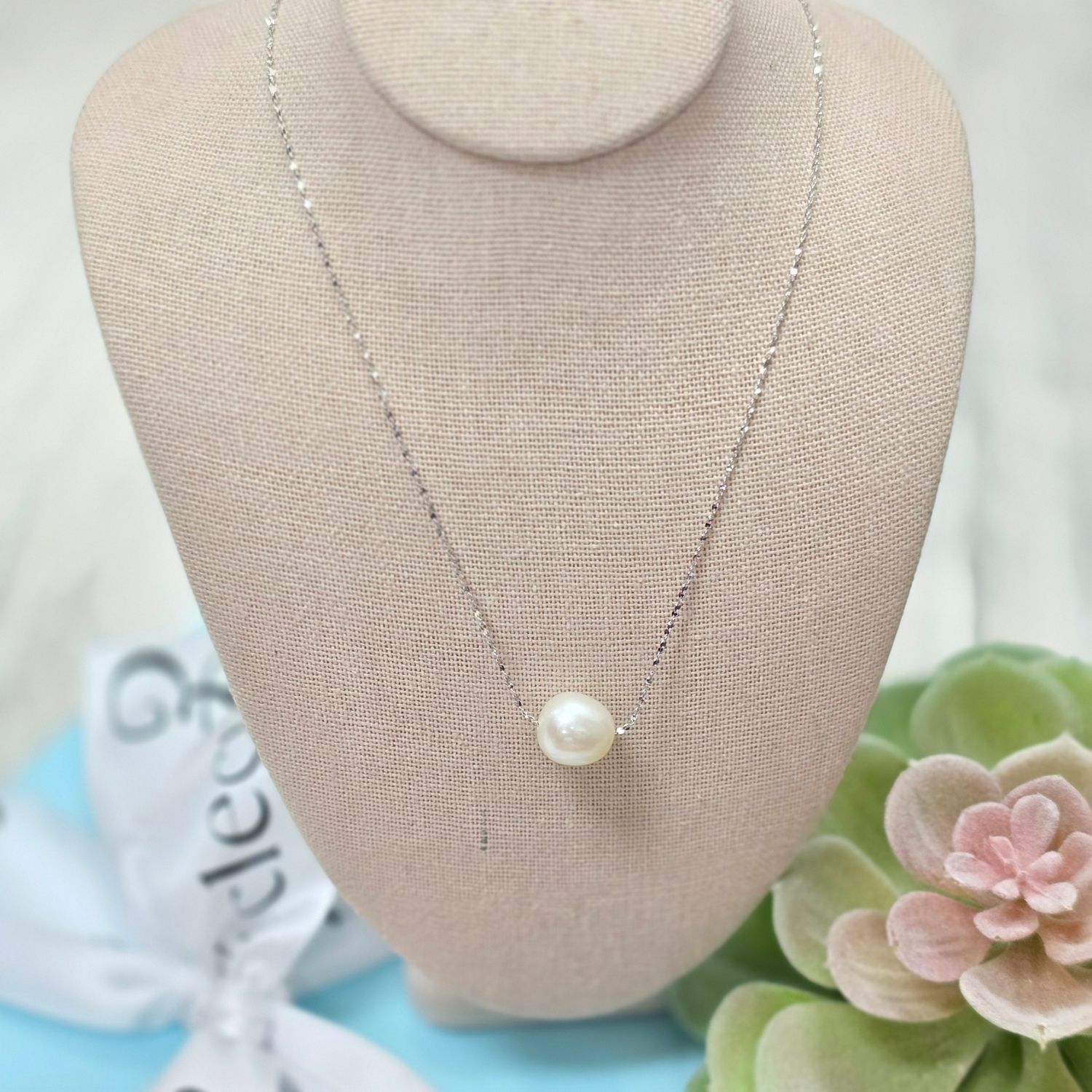 STERLING SILVER PEARL PENDANT NECKLACE
