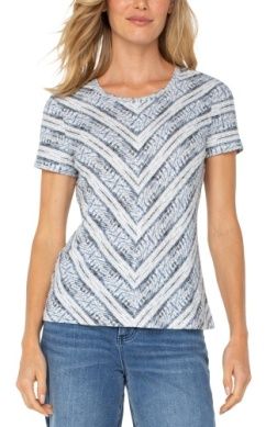 Short Sleeve Scoop Neck Knit Top w/Miter Front