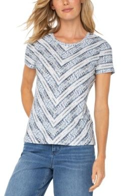 Short Sleeve Scoop Neck Knit Top w/Miter Front