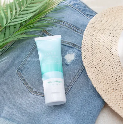 Top Shelf Luxury Lotion Free (ocean mist)