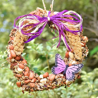Mr. Bird Wreath Tweet