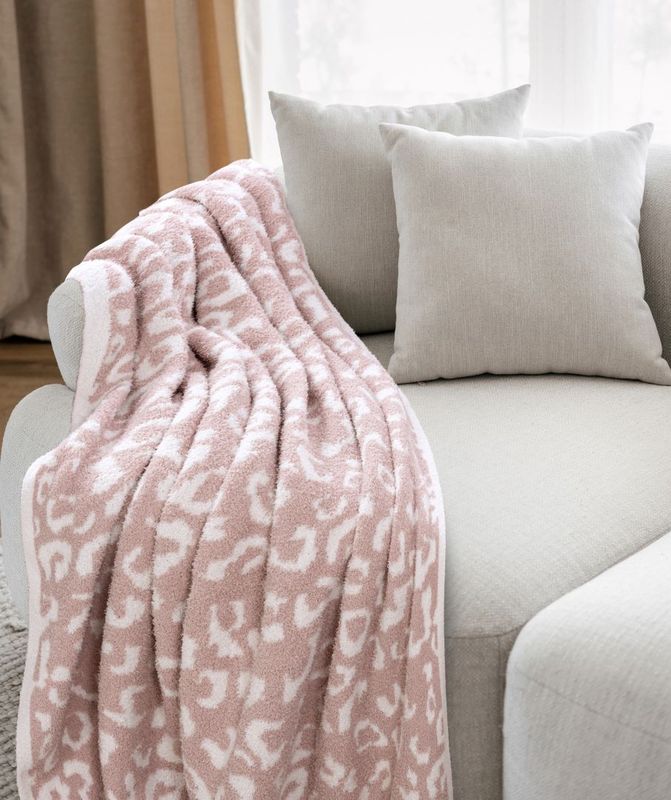 Leopard Feather Knit Throw Blush
