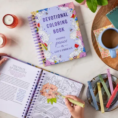 Devotional Coloring Book: Finding Peace In God's Embrace