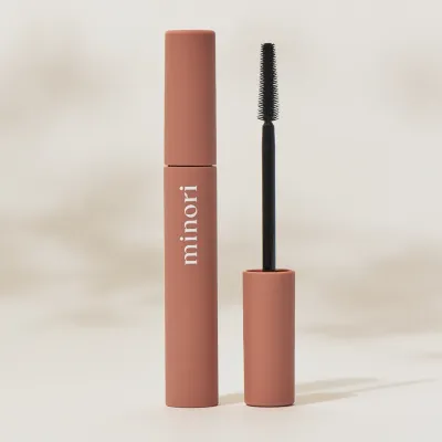 Mother of Lashes, Black