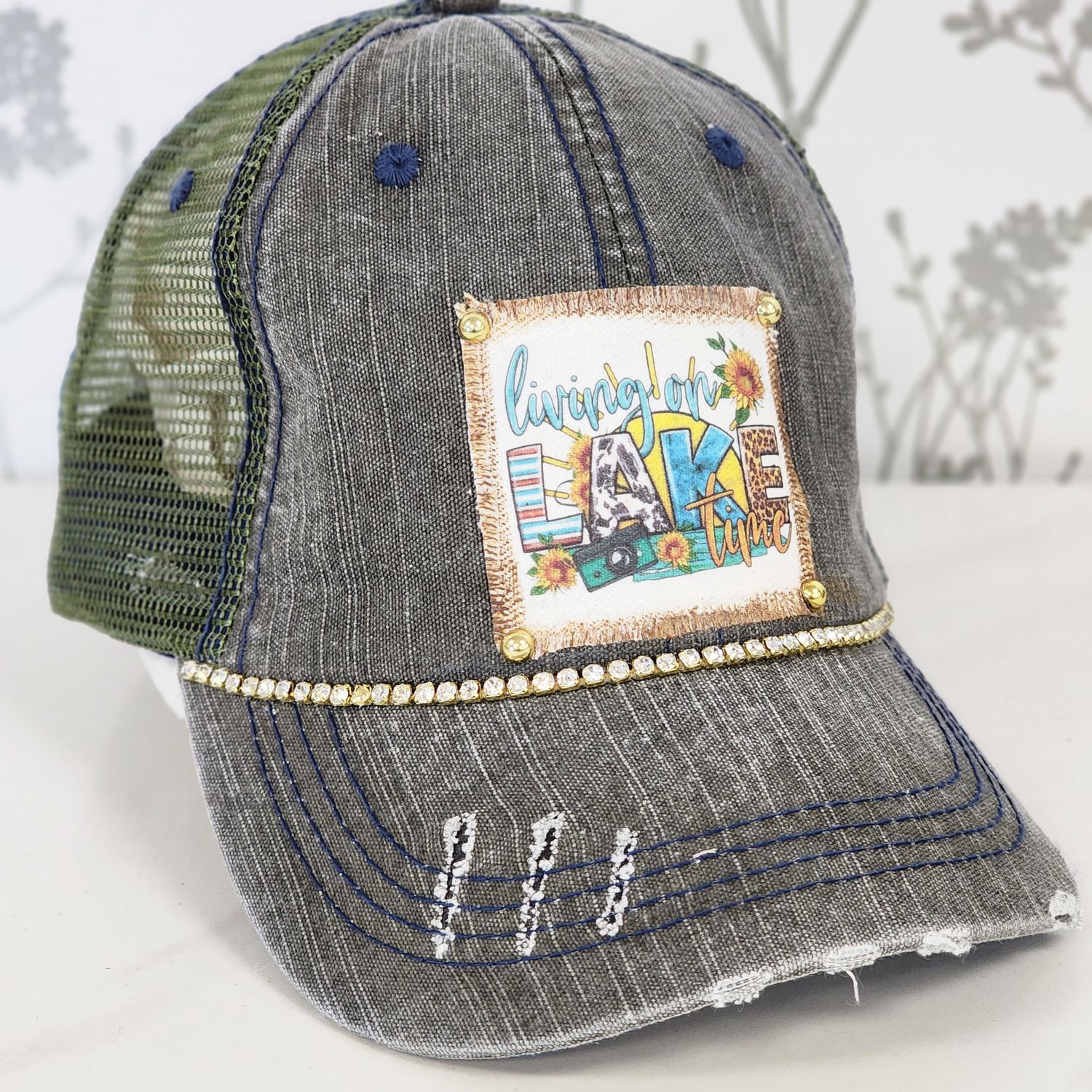 LAKE TIME BLING DISTRESSED BALL CAP, Color: BLACK/GREEN