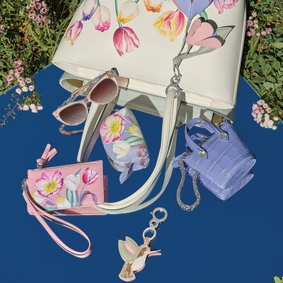 La Tulipe Hummingbird Handbag Fob