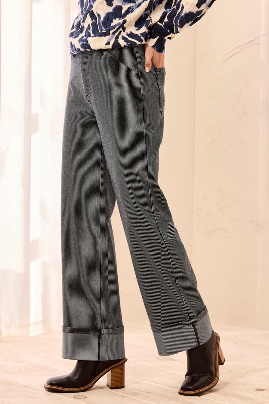 Ankle Pant w/Wide Cuffs