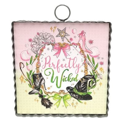 Mini Art "Perfectly Wicked"