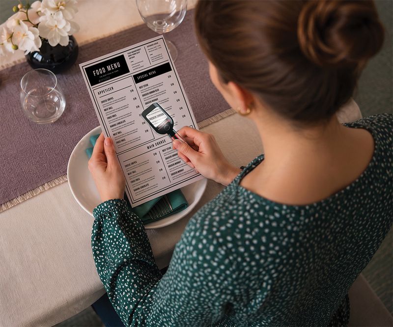 Wine Magnifier with Light
