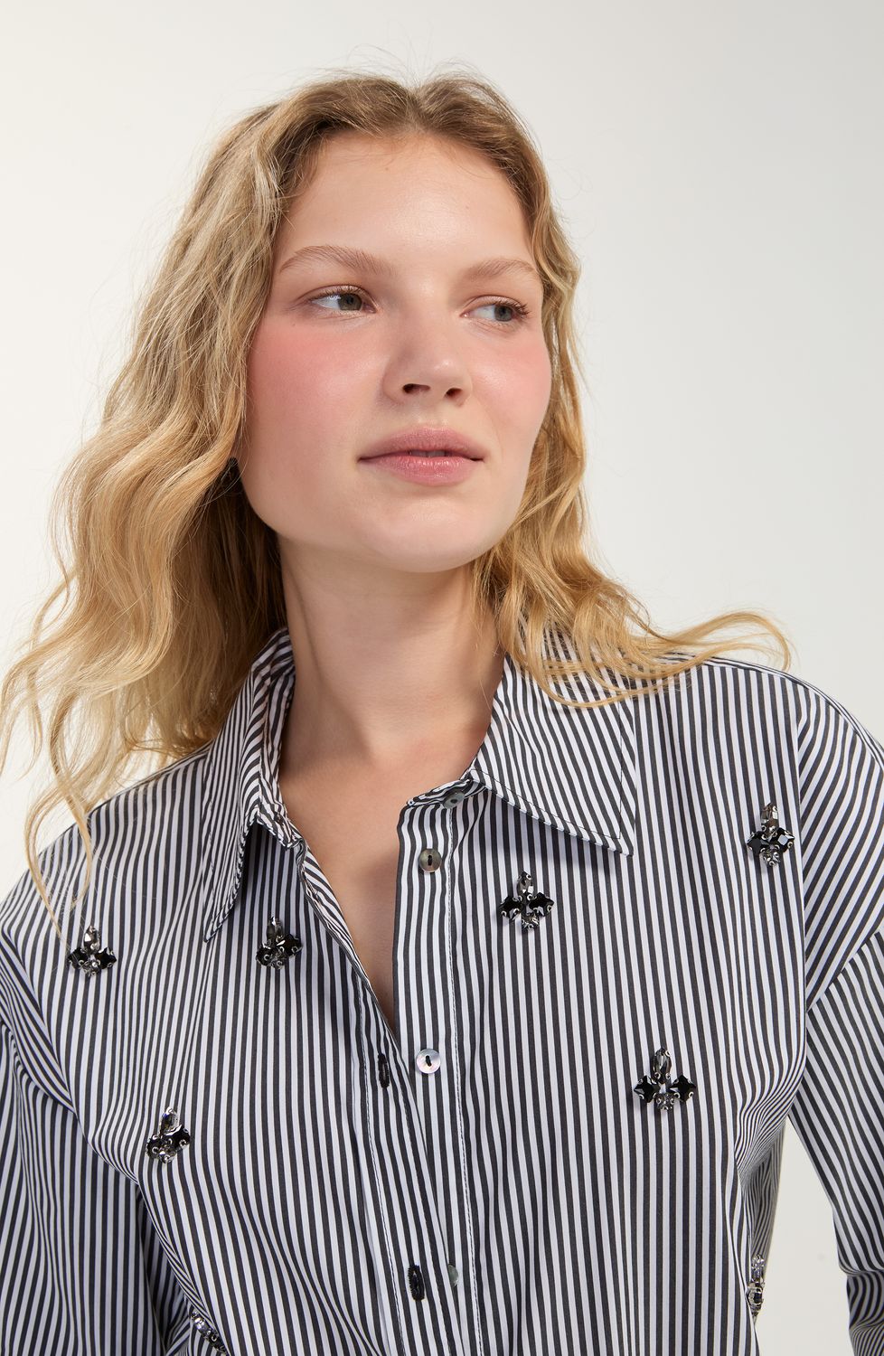 Long Sleeve Button Front Woven Shirt w/Embellishment