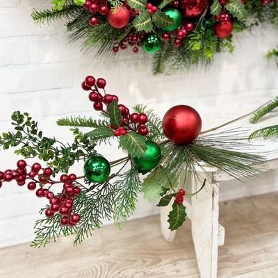 Red &amp; Green Ornament Stem