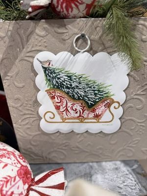 Mini Scallop Art Chinoiserie Sleigh