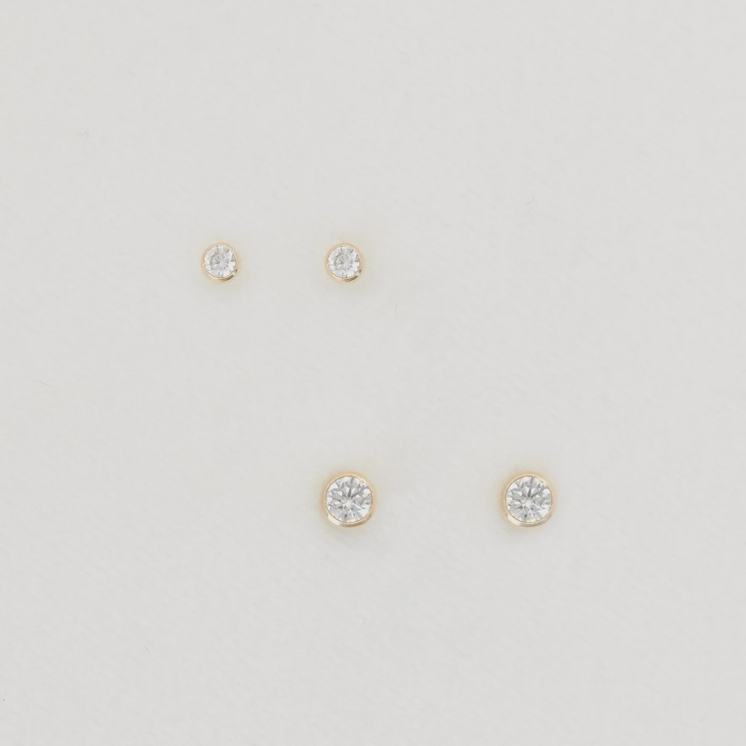 Fin Studs