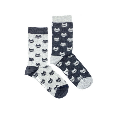 Women&#39;s Inverted Grey Cat Socks