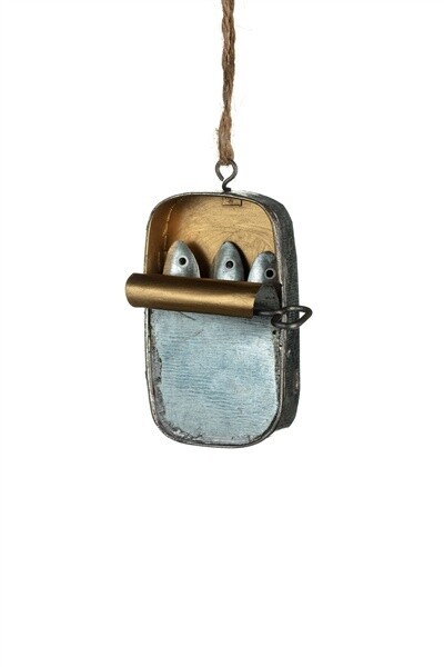 Tin sardines, Size: Small
